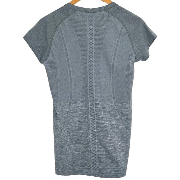Lululemon Swiftly Tech Short Sleeve Crew Heathered Blue Denim Size 8 - Picture 3 of 5